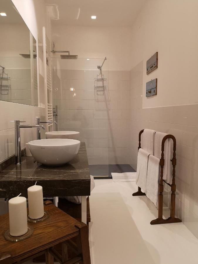 Garden Suite in private villa on Via Libertà Palermo Buitenkant foto